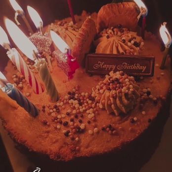 Paris Baguette - Cookie Butter Crunch Layer Cake - Bakeries Near Me - New York, New York Paris Baguette - Cookie Butter Crunch Layer Cake - Bakeries Near Me - New York, New York