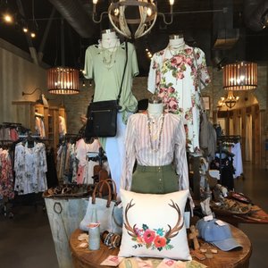 Banner Baywood Boutique Giftshops 6644 E Baywood Ave Mesa Az