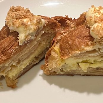 Sweet! Bakery - Twice Baked Banana Cream Pie - Desserts Near Me - Seattle, Washington