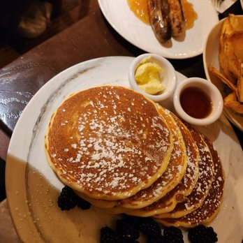 Sarabeth's West - Breakfast & Brunch Near Me - New York, New York