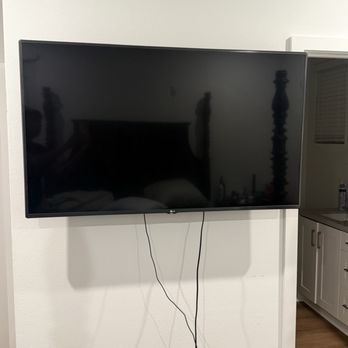 Grindlex Home Services - 50" - TV Mounting Near Me