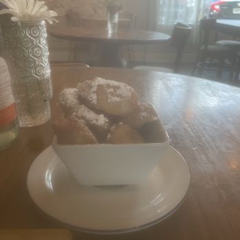 Le Petit Marché - Fire a$$ beignets - Breakfast & Brunch Near Me - Atlanta, Georgia