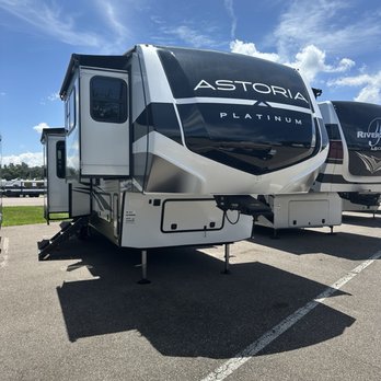 General RV Center - RV Dealers Near Me - Dover, Florida General RV Center - RV Dealers Near Me - Dover, Florida