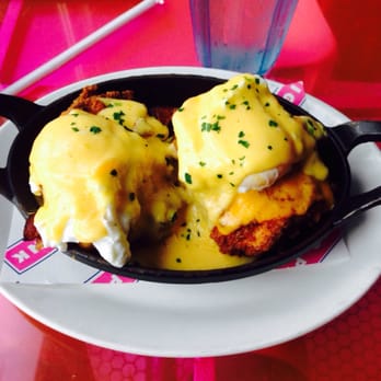 Big Pink - Amazing fried chicken and waffle benny $16.63(include tax) - Pizza Near Me - Miami Beach, Florida