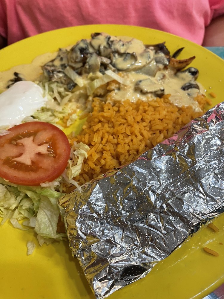 El Maguey Mexican Grill And Bar Logo