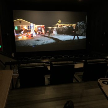 Movie Tavern - Brookfield Square - Countdown movie - Cinema Near Me - Brookfield, Wisconsin Movie Tavern - Brookfield Square - Countdown movie - Cinema Near Me - Brookfield, Wisconsin