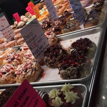 Mojo Donuts - Just a PEEK - Donuts Near Me - Pembroke Pines, Florida Mojo Donuts - Just a PEEK - Donuts Near Me - Pembroke Pines, Florida