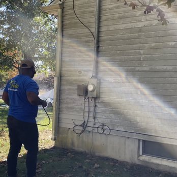 Nuflo Gutter Cleaning - Today was a great day for power washing! Customer even paid for his neighbors house to be washed when we were finished!! Pics on page - Gutter Services Near Me