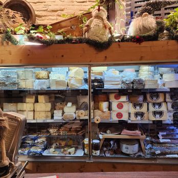 El Librero Tapas Y Quesos - Chhese and meat counter - Tapas Bars Near Me - Seville, SE