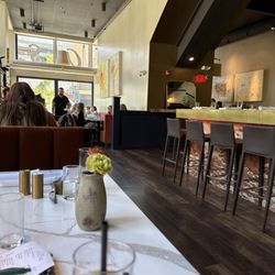 Sava's - Inside restaurant