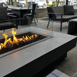 Backstage Marin - Outdoor seating