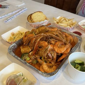 Crab Grabber - 4 person combo - Seafood Near Me - Pasadena, California Crab Grabber - 4 person combo - Seafood Near Me - Pasadena, California