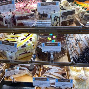 Freed's Bakery - Cakes - Bakeries Near Me - Las Vegas, Nevada