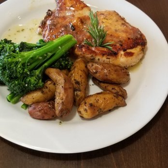 Twohey’s Restaurant - Roasted chicken - New American Near Me - South Pasadena, California