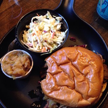 Road Hawg BBQ Swine Dining - Food Trucks Near Me - Gorham, New Hampshire Road Hawg BBQ Swine Dining - Food Trucks Near Me - Gorham, New Hampshire
