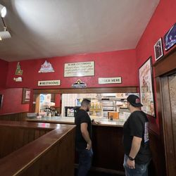 Second Avenue Pizza - Order area