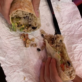 Maiz - Grilled Chicken Burrito - Mexican Near Me - New York, New York Maiz - Grilled Chicken Burrito - Mexican Near Me - New York, New York