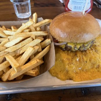 R Bar Reno RENO BAR AND GRILL - Updated July 2025 - 303 Photos & 92 Reviews - 903 ...