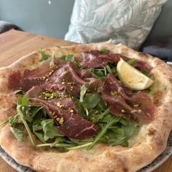 Meno Male - Prosciutto pizza