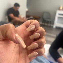 Ellen's Spa - Nail tech did so good with how she took her time with my shape it's neat and exactly what I wanted and the pedicure was A1