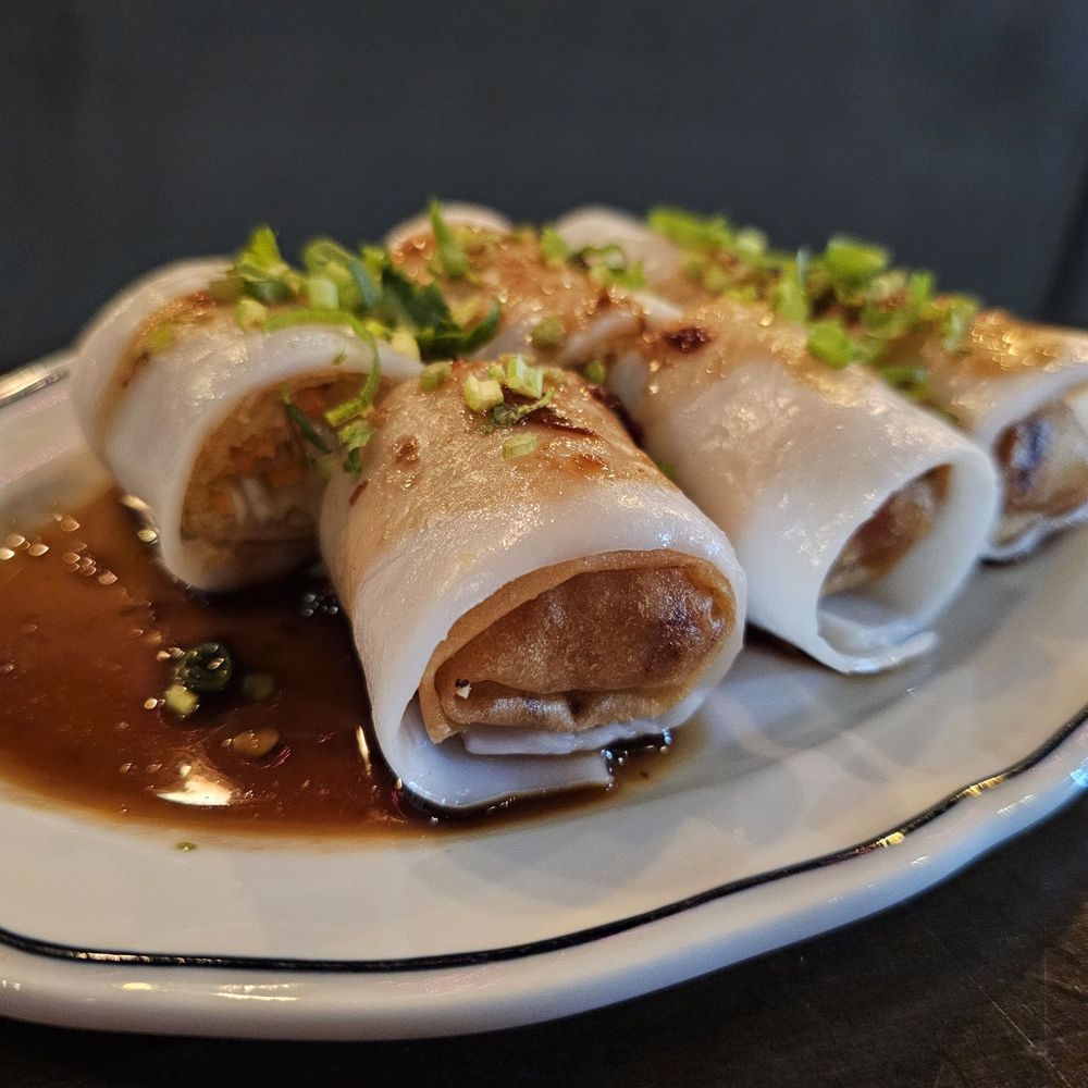 Mama Guava - Lumpia Look Funn - Pop-Up Restaurants Near Me - Honolulu, Hawaii Mama Guava - Lumpia Look Funn - Pop-Up Restaurants Near Me - Honolulu, Hawaii