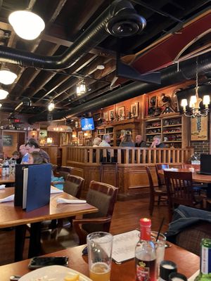 Aristocrat Pub & Oxford Room by null