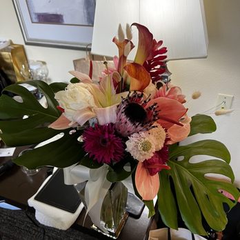 Floradanica - Florists Near Me Floradanica - Florists Near Me
