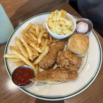 Fixins Soul Kitchen - Fried Chicken Plate with Fries and Mac and Cheese // ig: @sandyeatslocal - Soul Food Near Me - Tulsa, Oklahoma
