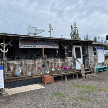 Four Suns Fish And Chips - Four Suns! - Seafood Near Me - Hancock, Michigan