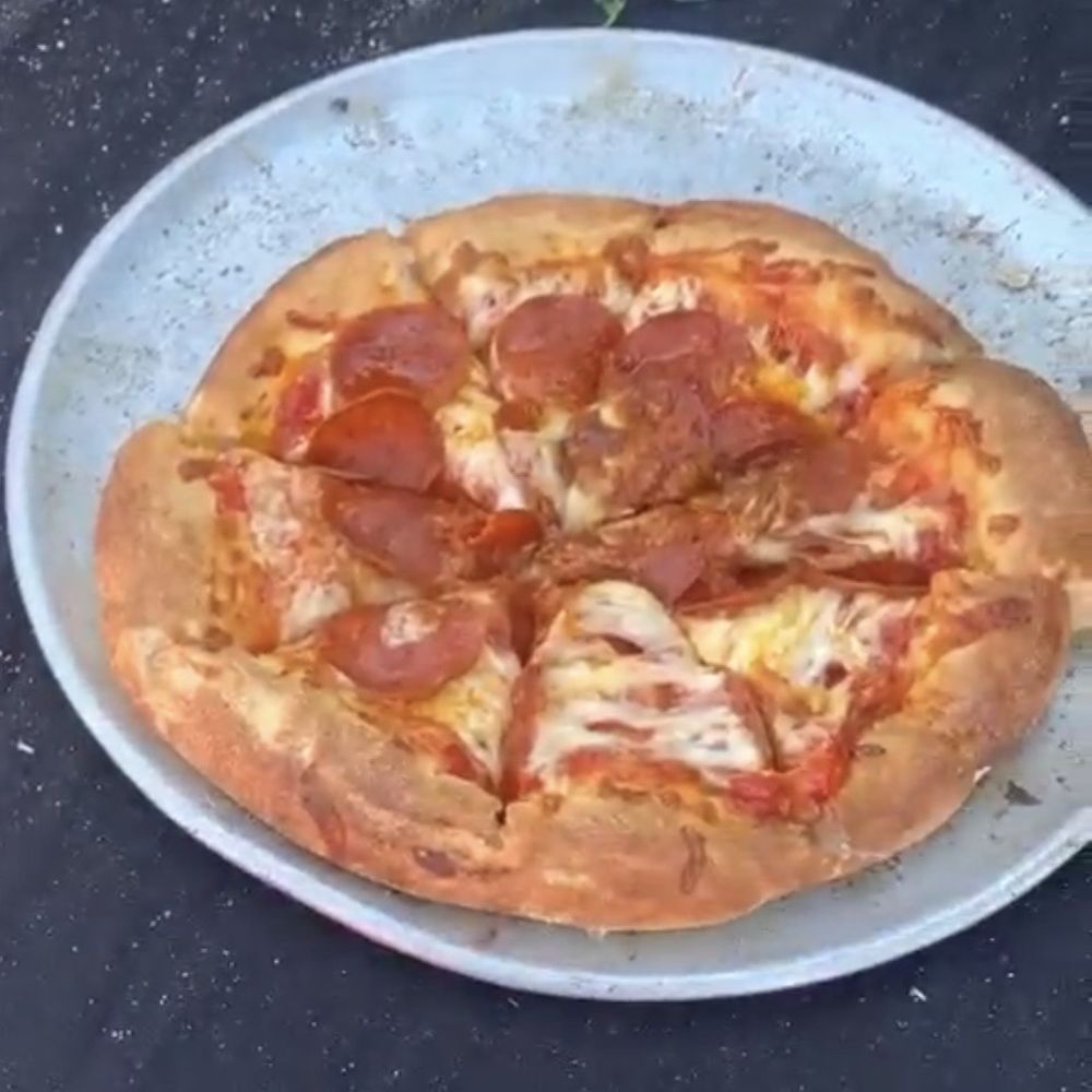 Pepperoni pizza