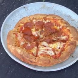 Pepperoni pizza Pepperoni pizza