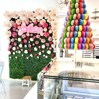 Mon Cheri Macarons - Cute floral wall for pictures & macaron tower display - Macarons Near Me - Sugar Land, Texas
