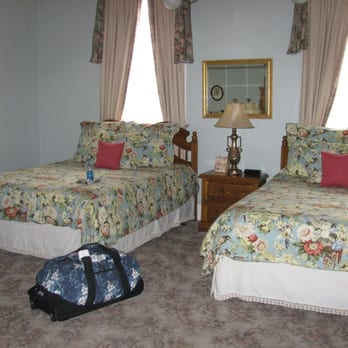 Hotel Limpia - Two Queen room in the main house - Hotels Near Me - Fort Davis, Texas Hotel Limpia - Two Queen room in the main house - Hotels Near Me - Fort Davis, Texas