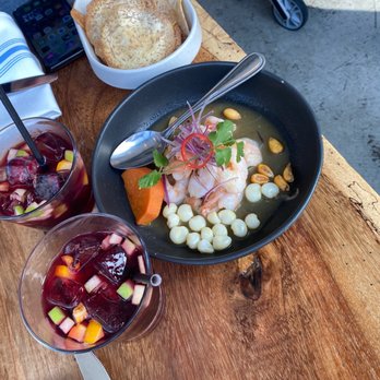Limón - Ceviche de camarón y sangria - Peruvian Near Me - Oakland, California