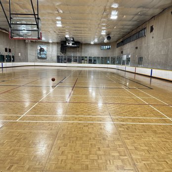 West End Community Centre - Recreation Centers Near Me - Vancouver, British Columbia West End Community Centre - Recreation Centers Near Me - Vancouver, British Columbia