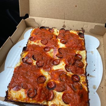 Volo Craft Pizza - First time in yesterday. Got the Detroit Style Roni. Awesome pie. Wish they were closer to Medford.  Give it a try. Worth the drive. - Pizza Near Me - Swampscott, Massachusetts