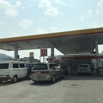 Shell - Outside pumps - Gas Stations Near Me - Golden, British Columbia Shell - Outside pumps - Gas Stations Near Me - Golden, British Columbia