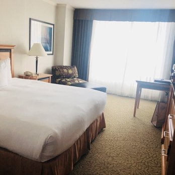 Hilton Vancouver Metrotown - Hotels Near Me - Burnaby, British Columbia Hilton Vancouver Metrotown - Hotels Near Me - Burnaby, British Columbia