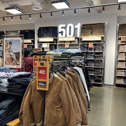 Levi’s Outlet Store - Inside