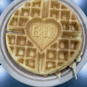 Best Western Newberry Station - Best Western Carbon Waffles! - Hotels Near Me - La Pine, Oregon