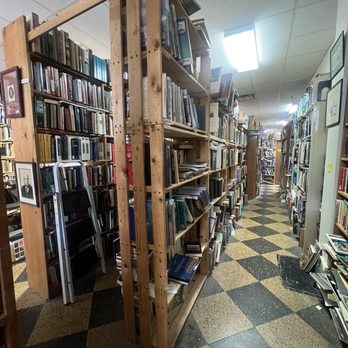 Yes Books - Bookstores Near Me - Portland, Maine Yes Books - Bookstores Near Me - Portland, Maine