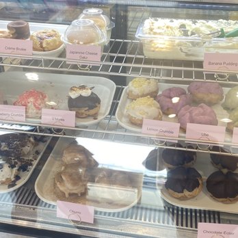 Beard Papa's - Desserts Near Me - Greenville, South Carolina