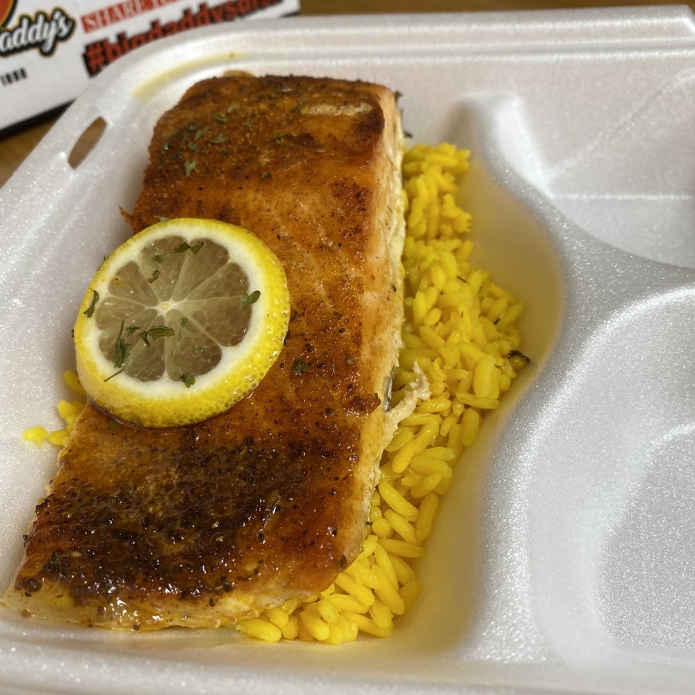 Big Daddy's Kitchen - Salmon on a bed of rice - Soul Food Near Me - Atlanta, Georgia