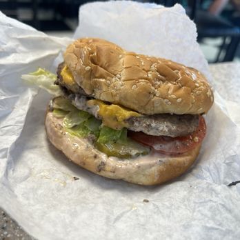 Bud's Jolly Kone - Cheeseburger - Fast Food Near Me - Red Bluff, California