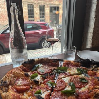 Pizza Grace - Margherita Pizza add tomato (I recommend just ordering as it comes - the tomatoes weighed it down and it's already just so good) - Pizza Near Me - Birmingham, Alabama