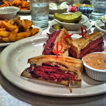 Junior's Restaurant - Bakeries Near Me - Brooklyn, New York Junior's Restaurant - Bakeries Near Me - Brooklyn, New York