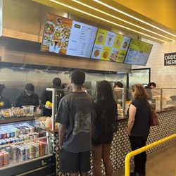 Gyro Republic - Soft opening - counter