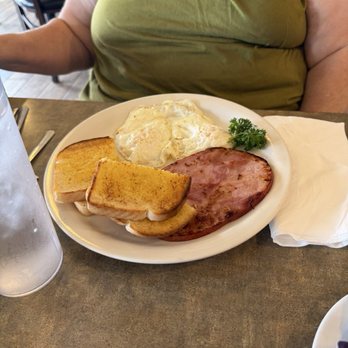 Marlin's Family Restaurant - Eggs and ham - New American Near Me - Mitchell, South Dakota Marlin's Family Restaurant - Eggs and ham - New American Near Me - Mitchell, South Dakota