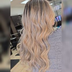 Ali's Salon