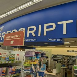 Shoppers Drug Mart - Prescription dropoff and pickup